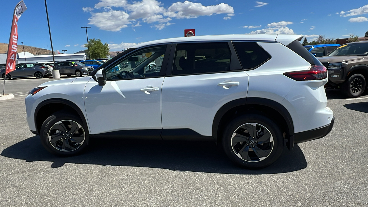 2024 Nissan Rogue SV 6