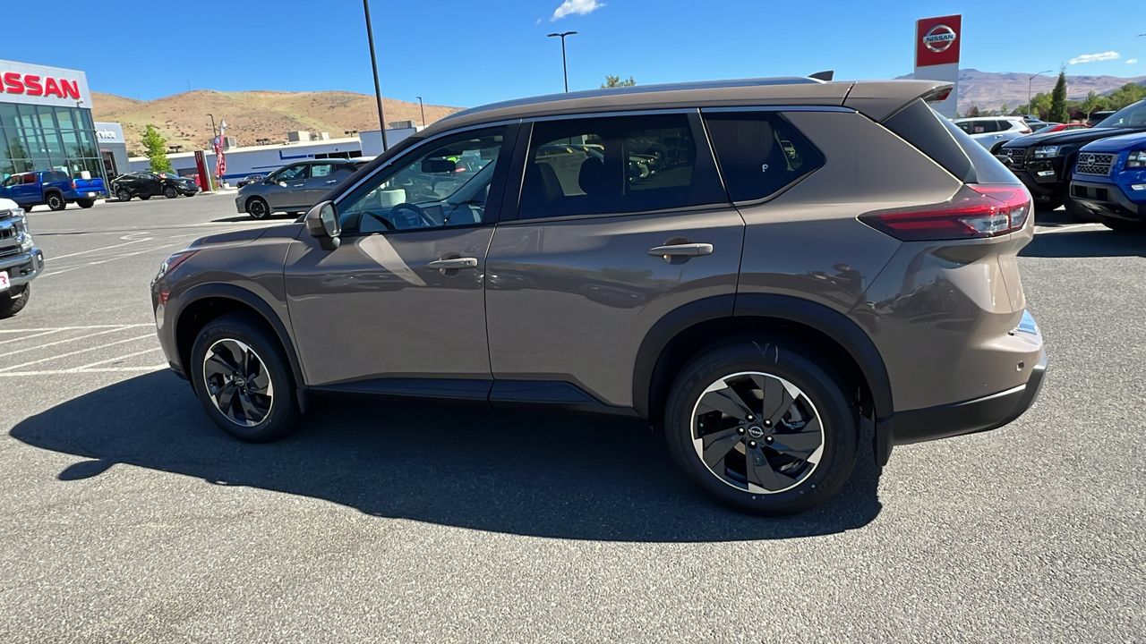 2024 Nissan Rogue SV 6