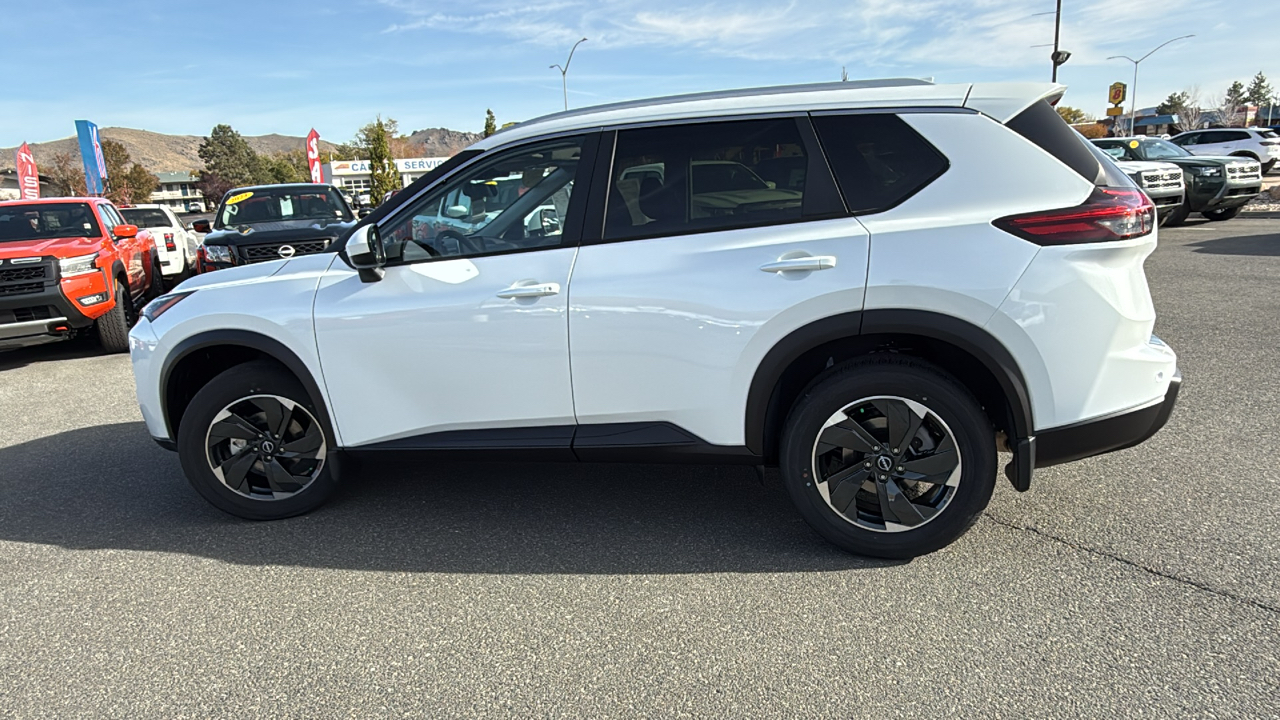 2024 Nissan Rogue SV 6