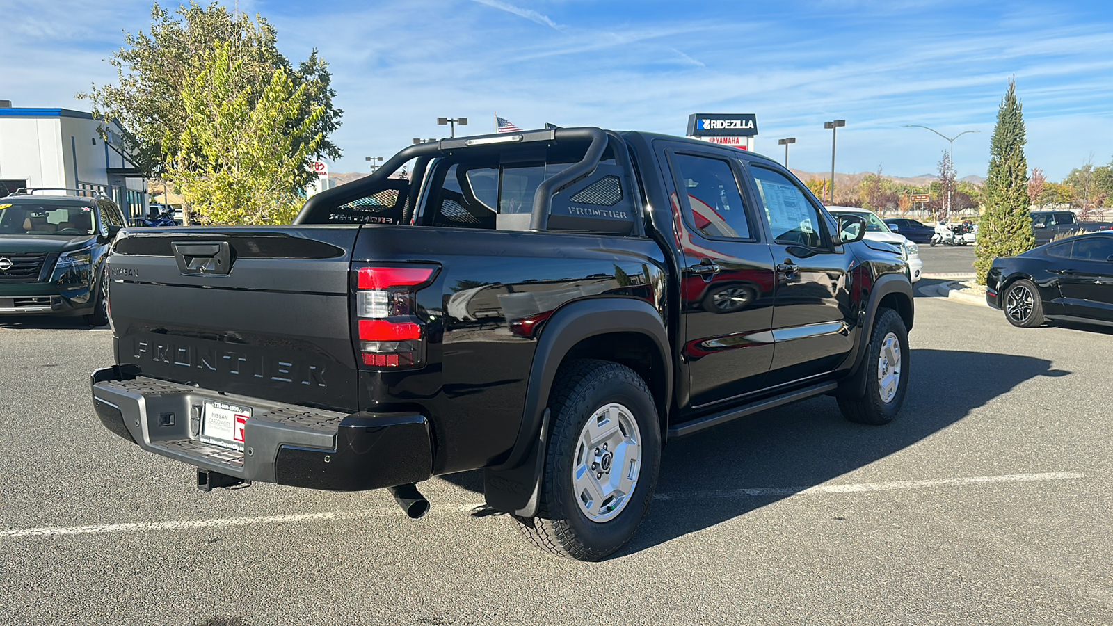 2024 Nissan Frontier SV 3