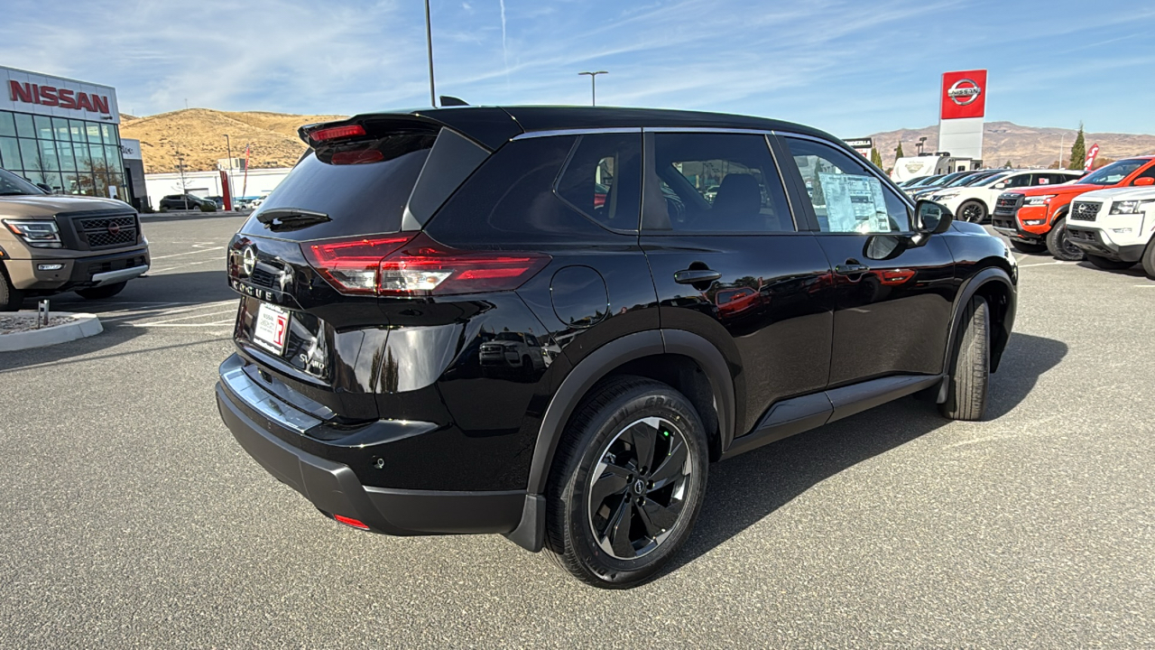 2024 Nissan Rogue SV 3