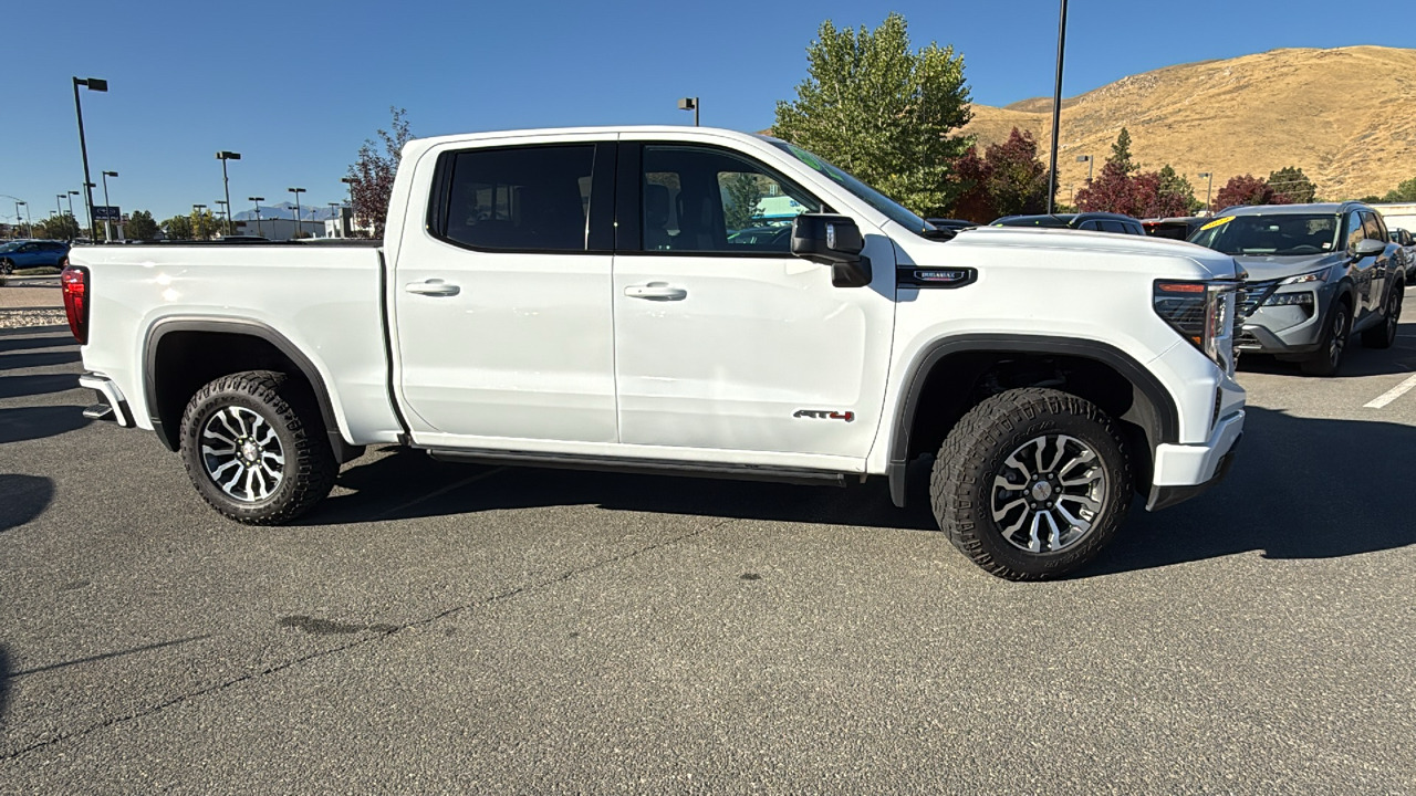 2023 GMC Sierra 1500 AT4 2