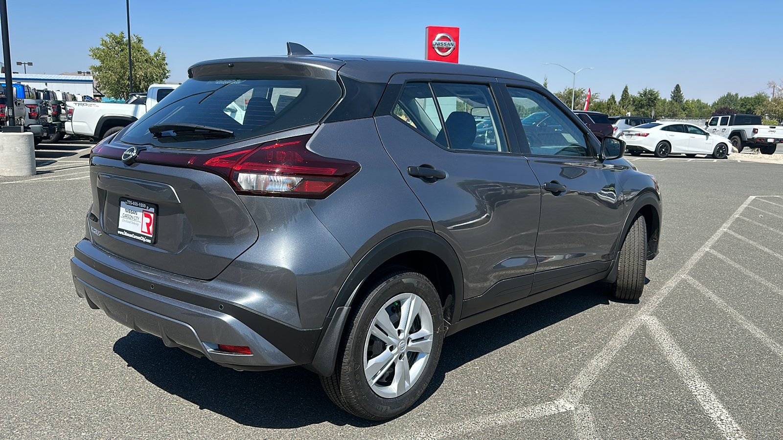 2024 Nissan Kicks S 3