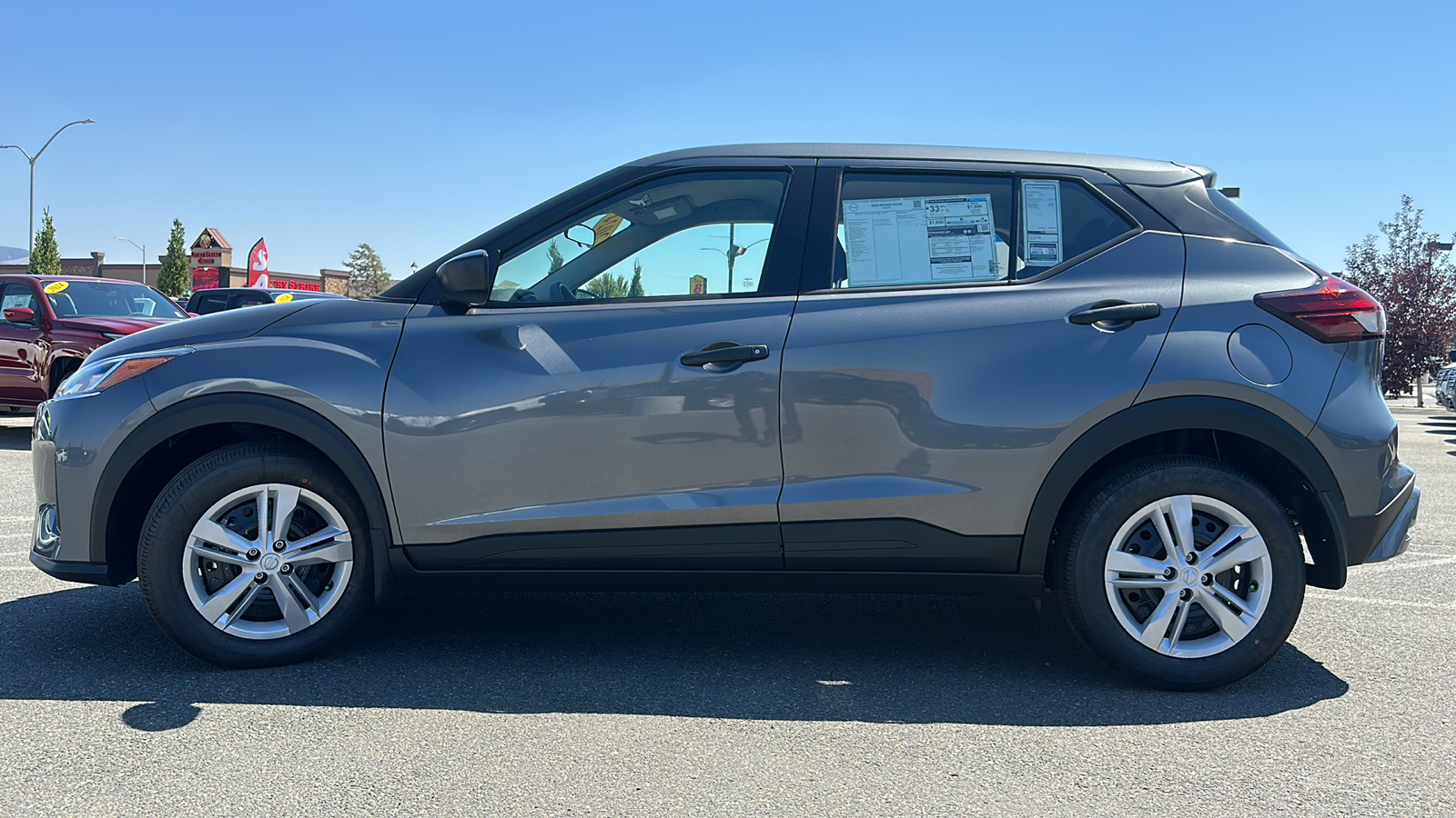 2024 Nissan Kicks S 6