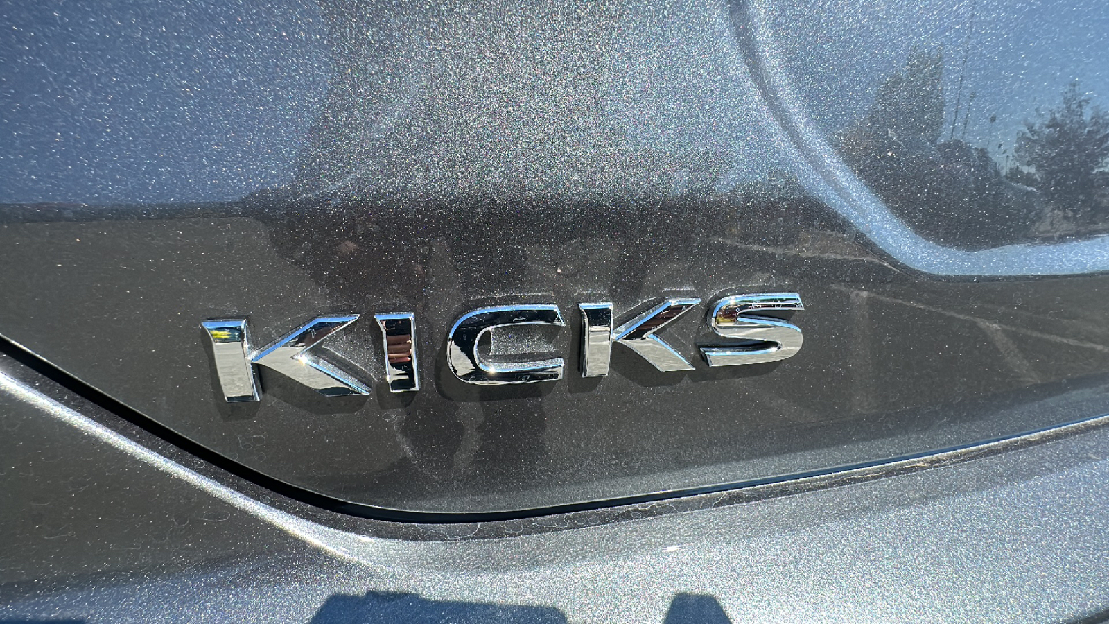 2024 Nissan Kicks S 12