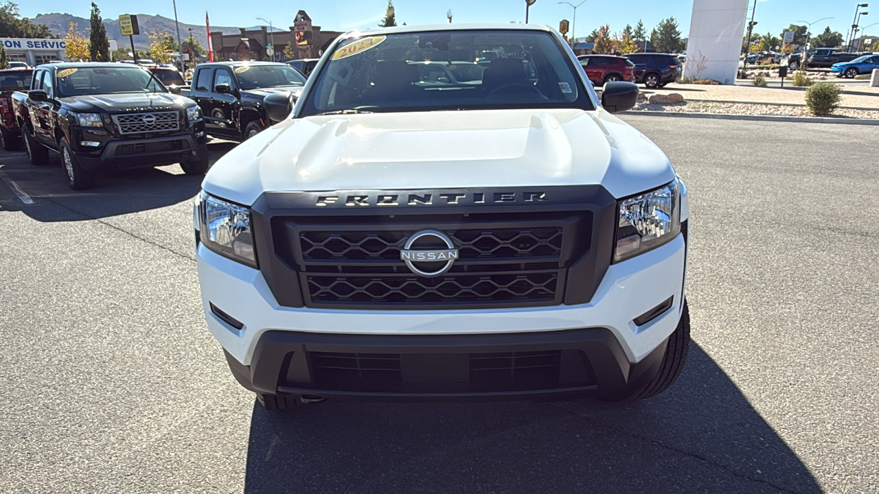 2024 Nissan Frontier S 8