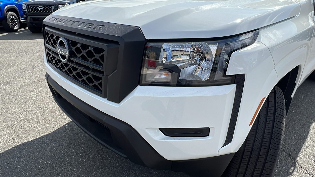 2024 Nissan Frontier S 9