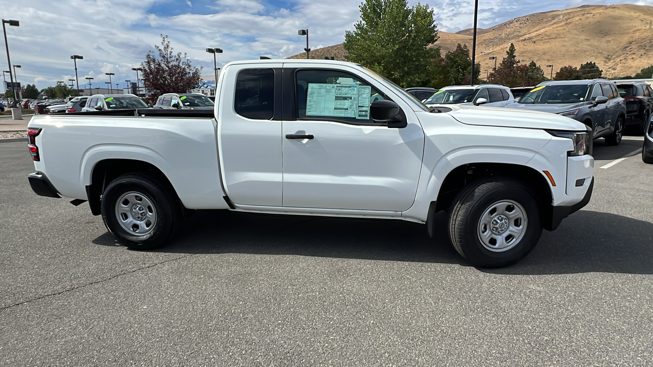 2024 Nissan Frontier S 2