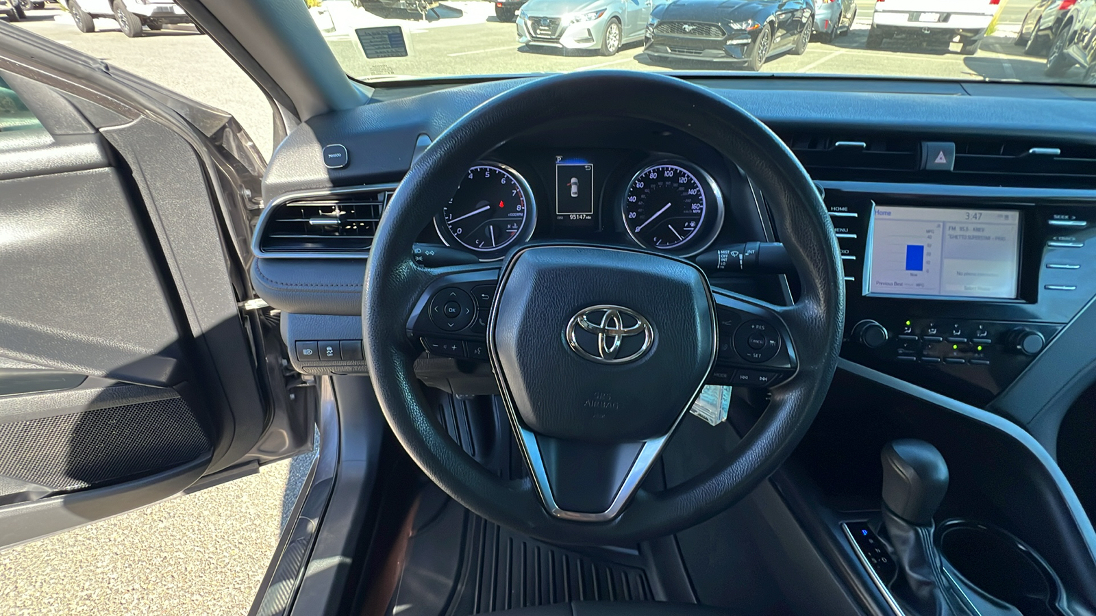 2019 Toyota Camry L 23