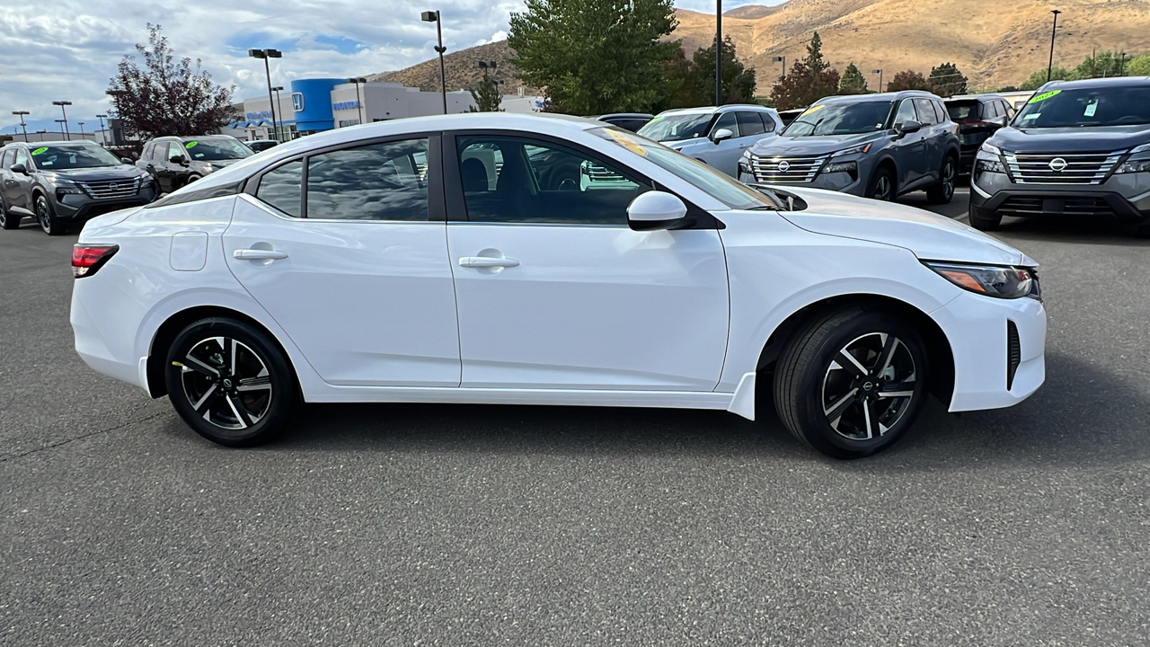 2024 Nissan Sentra SV 2