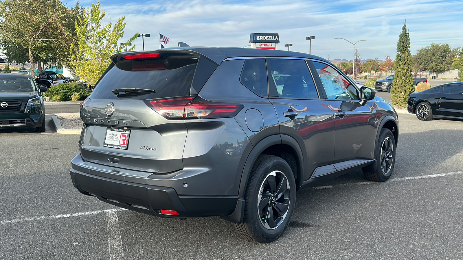 2024 Nissan Rogue SV 3