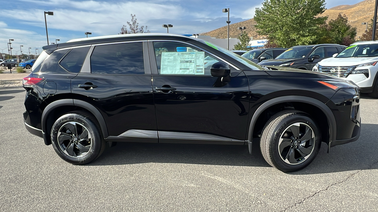 2024 Nissan Rogue SV 2