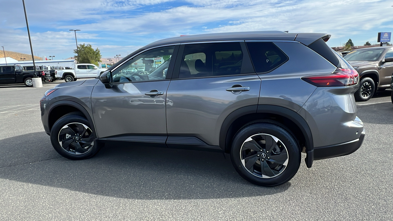 2024 Nissan Rogue SV 6