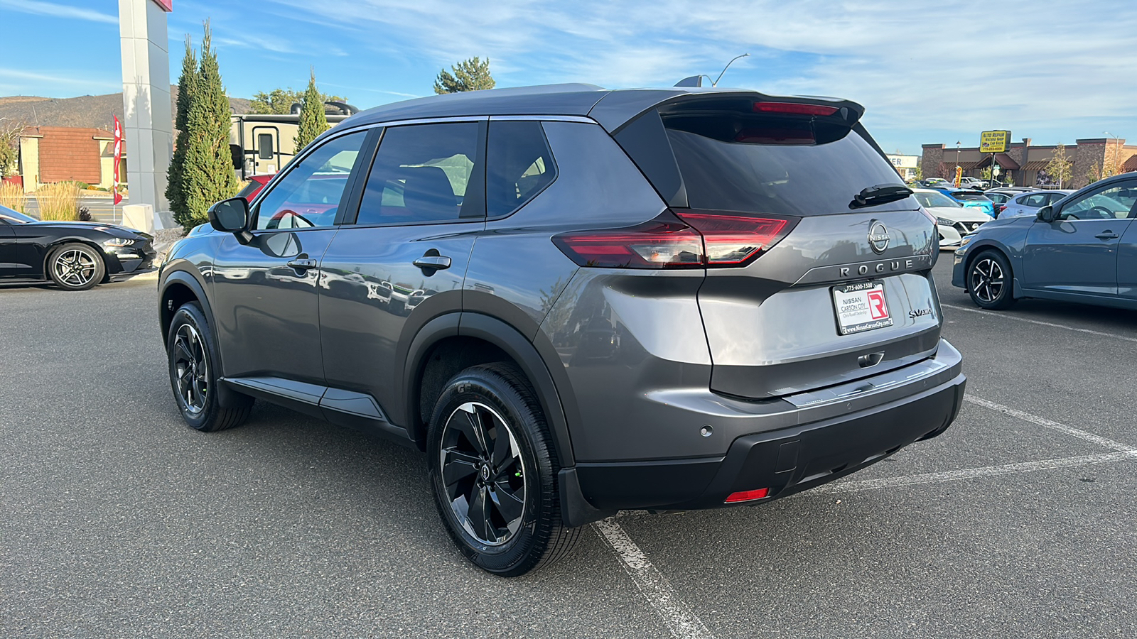 2024 Nissan Rogue SV 5