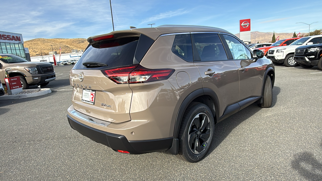 2024 Nissan Rogue SV 3