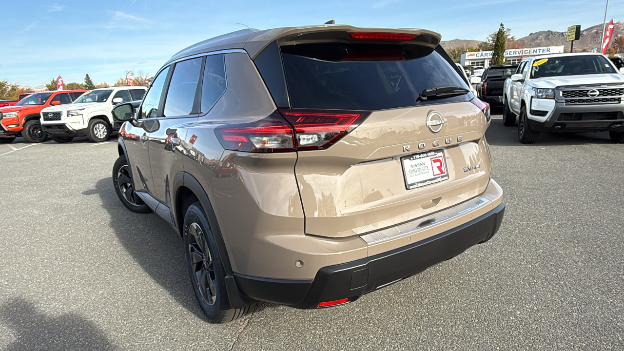 2024 Nissan Rogue SV 5