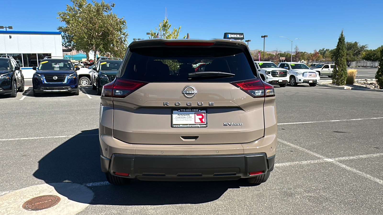 2024 Nissan Rogue SV 4