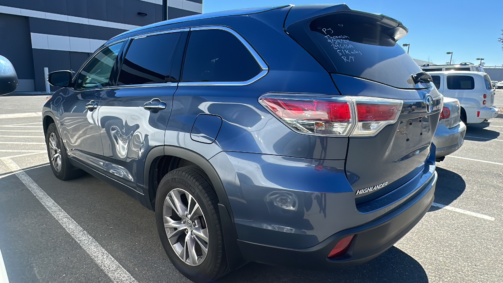 2015 Toyota Highlander XLE V6 2