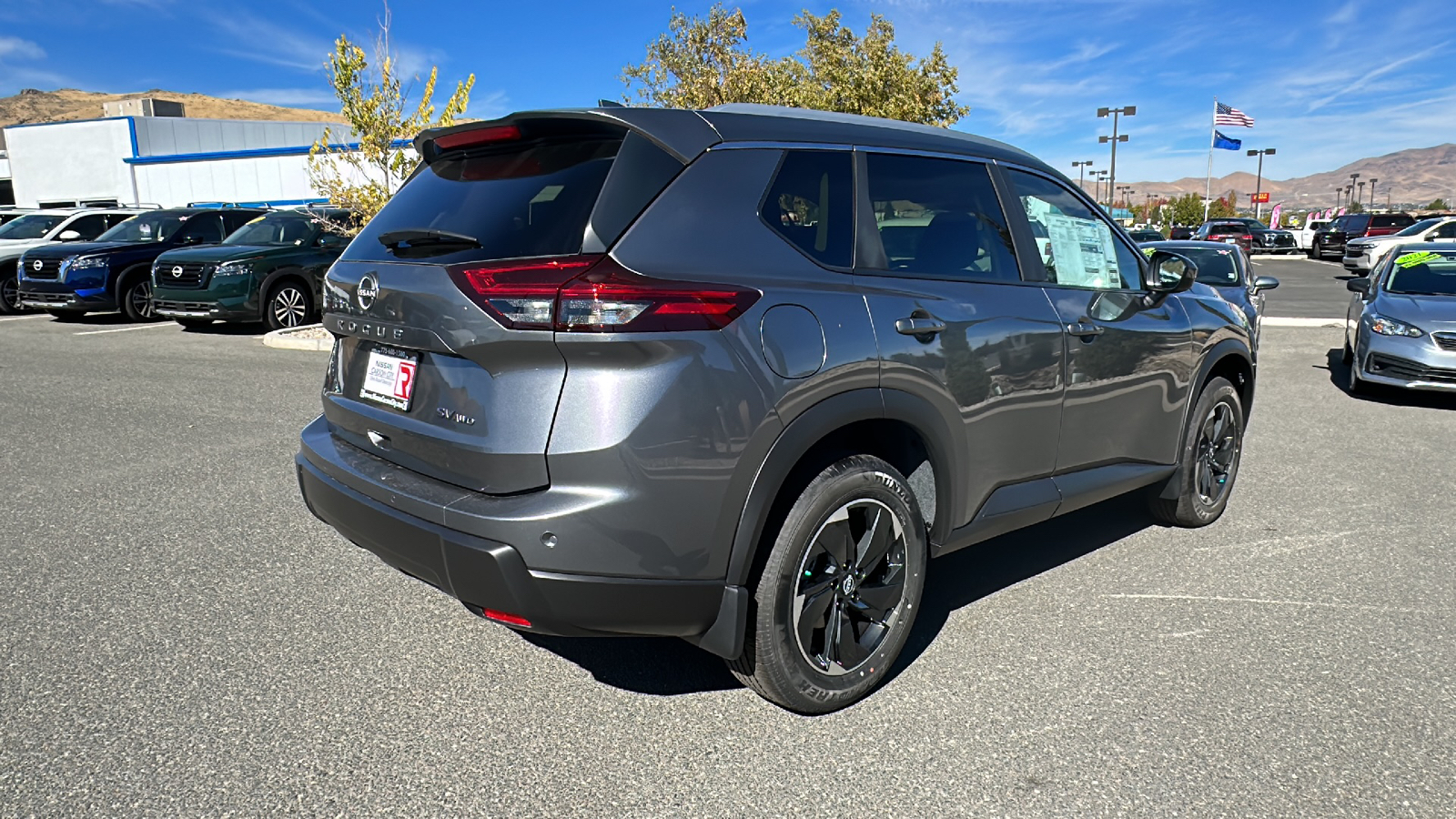 2024 Nissan Rogue SV 3