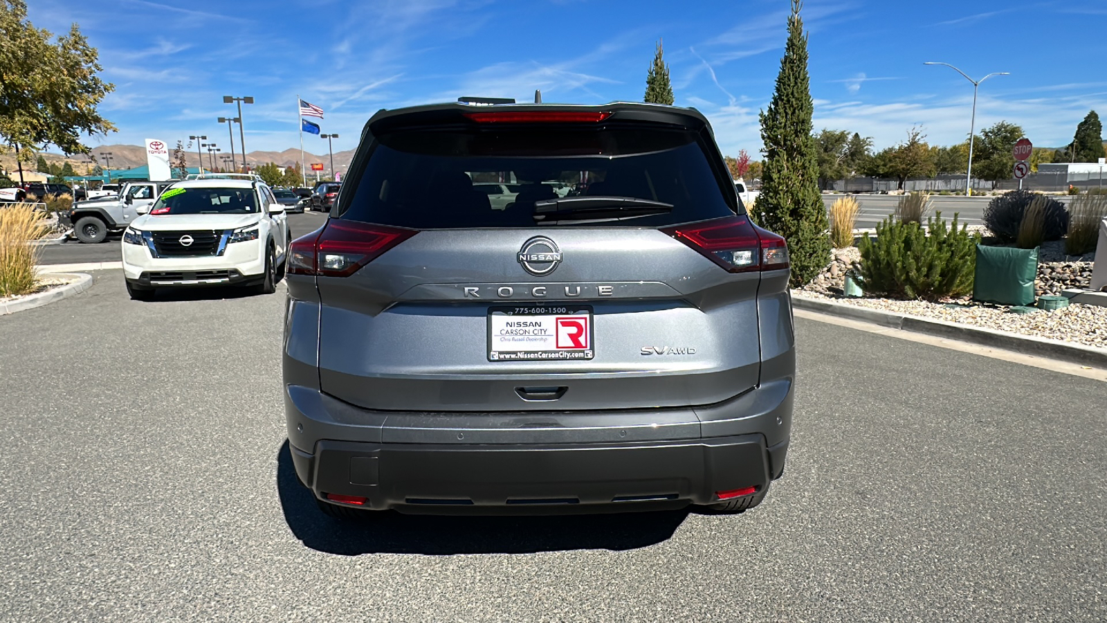 2024 Nissan Rogue SV 4