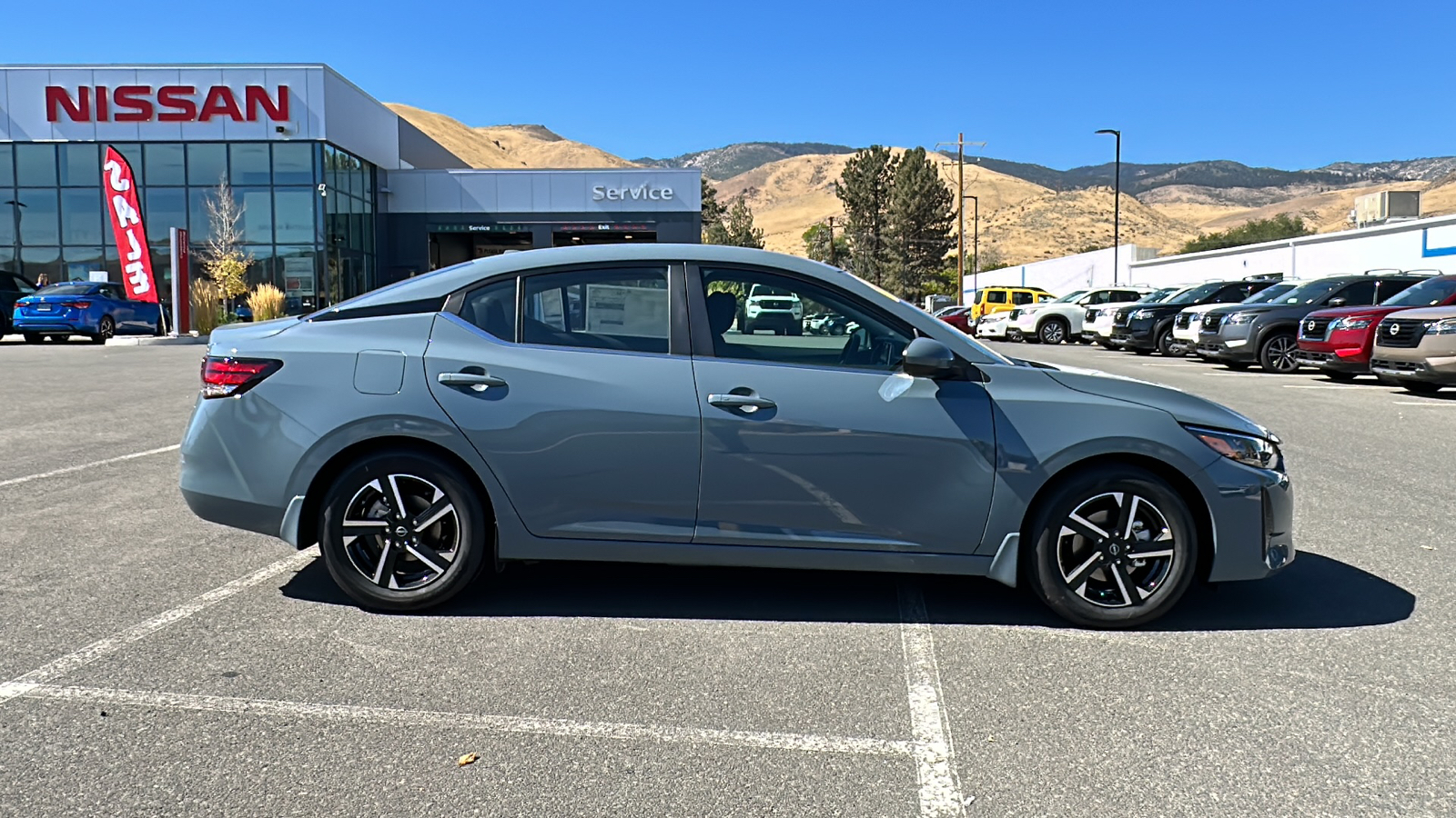 2025 Nissan Sentra SV 2