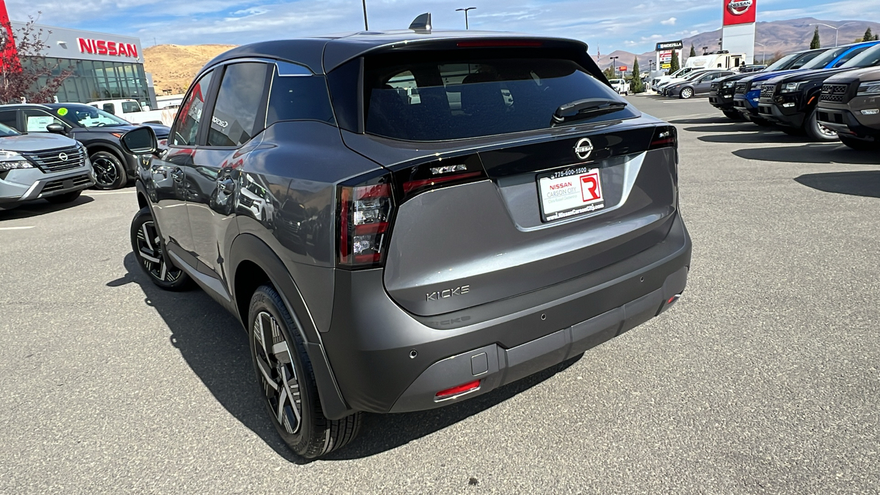 2025 Nissan Kicks SV 5