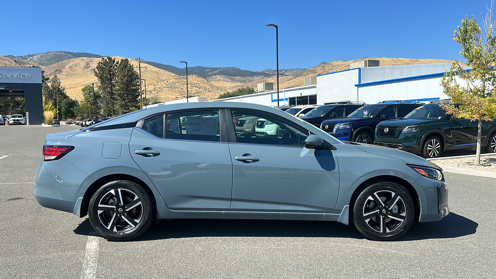 2025 Nissan Sentra SV 2