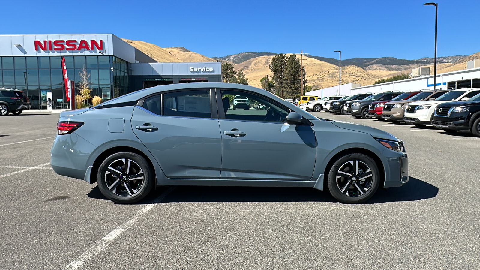 2025 Nissan Sentra SV 2