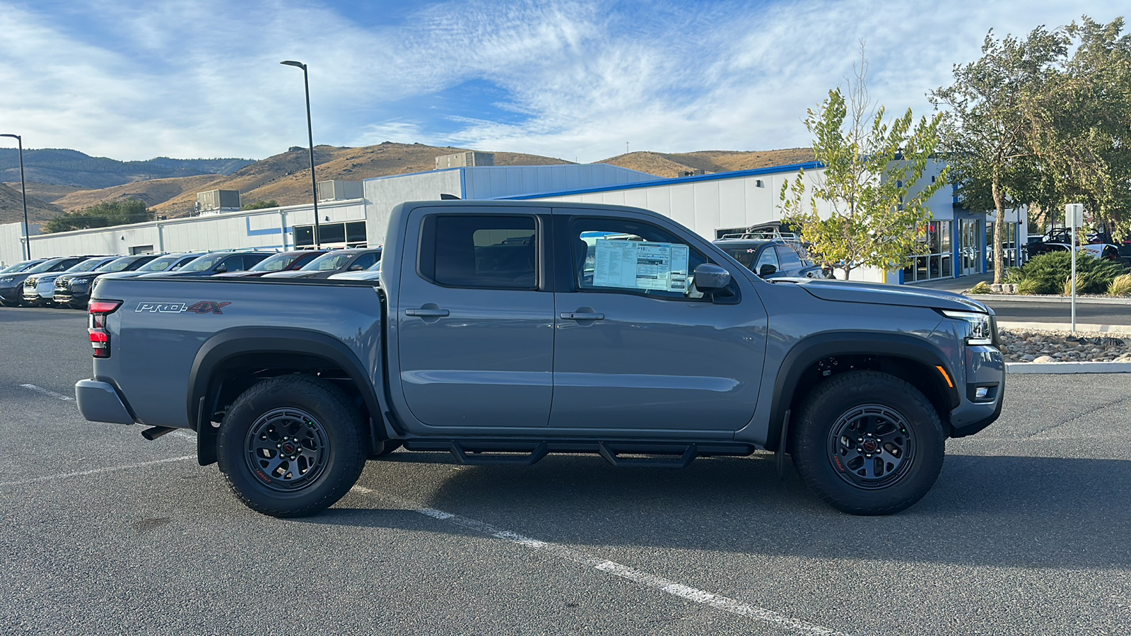 2025 Nissan Frontier PRO-4X 2