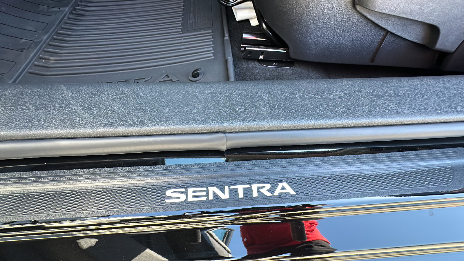 2025 Nissan Sentra SV 25