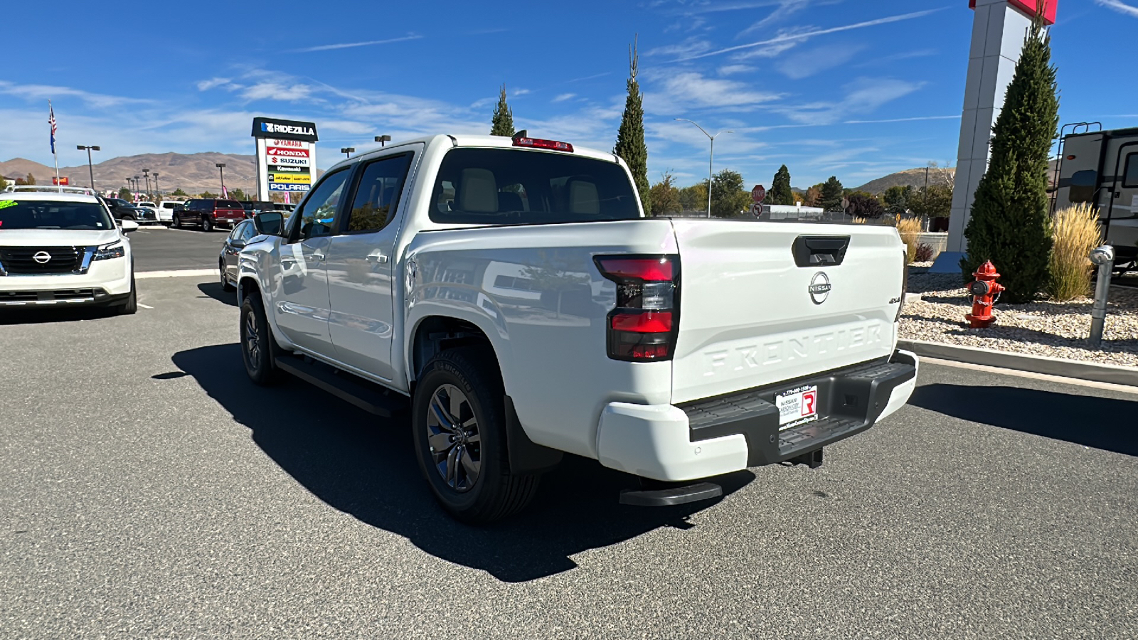 2025 Nissan Frontier SV 5