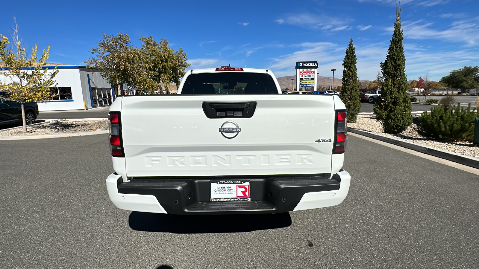 2025 Nissan Frontier SV 4