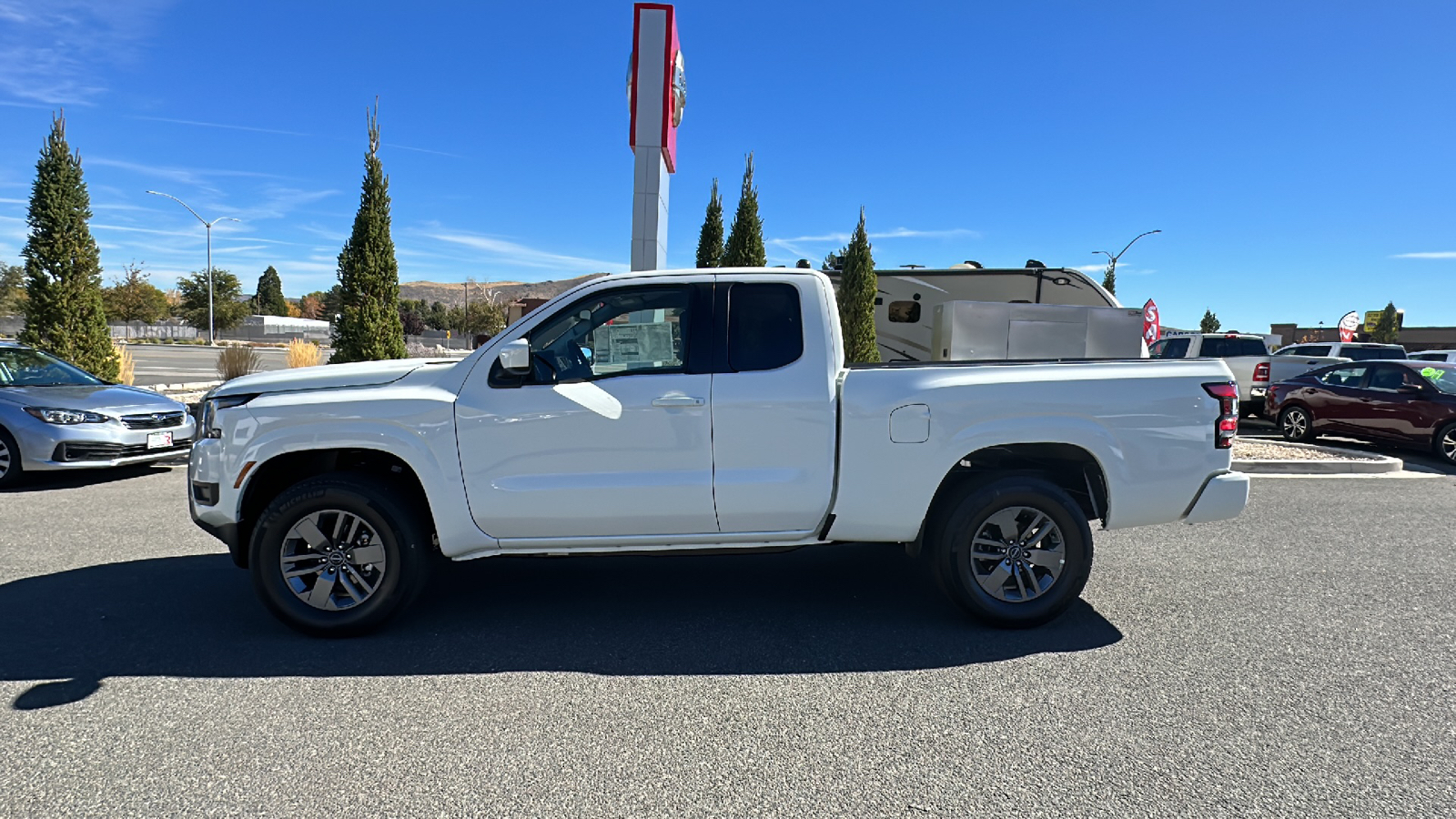 2025 Nissan Frontier SV 6