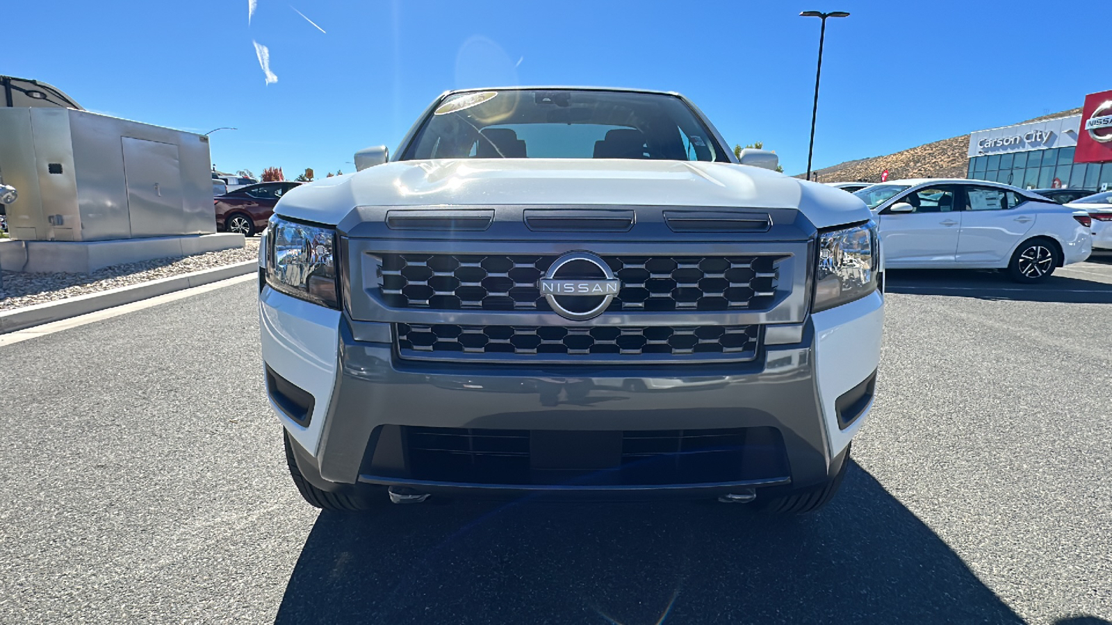 2025 Nissan Frontier SV 8