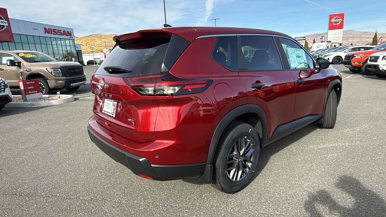 2025 Nissan Rogue S 3