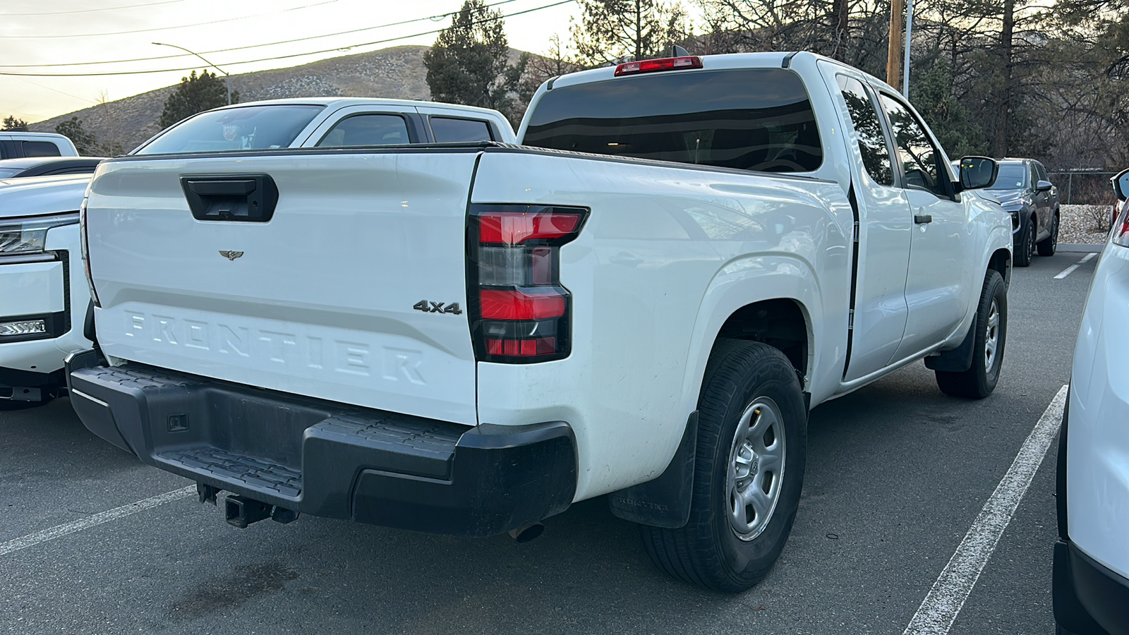 2022 Nissan Frontier S 4