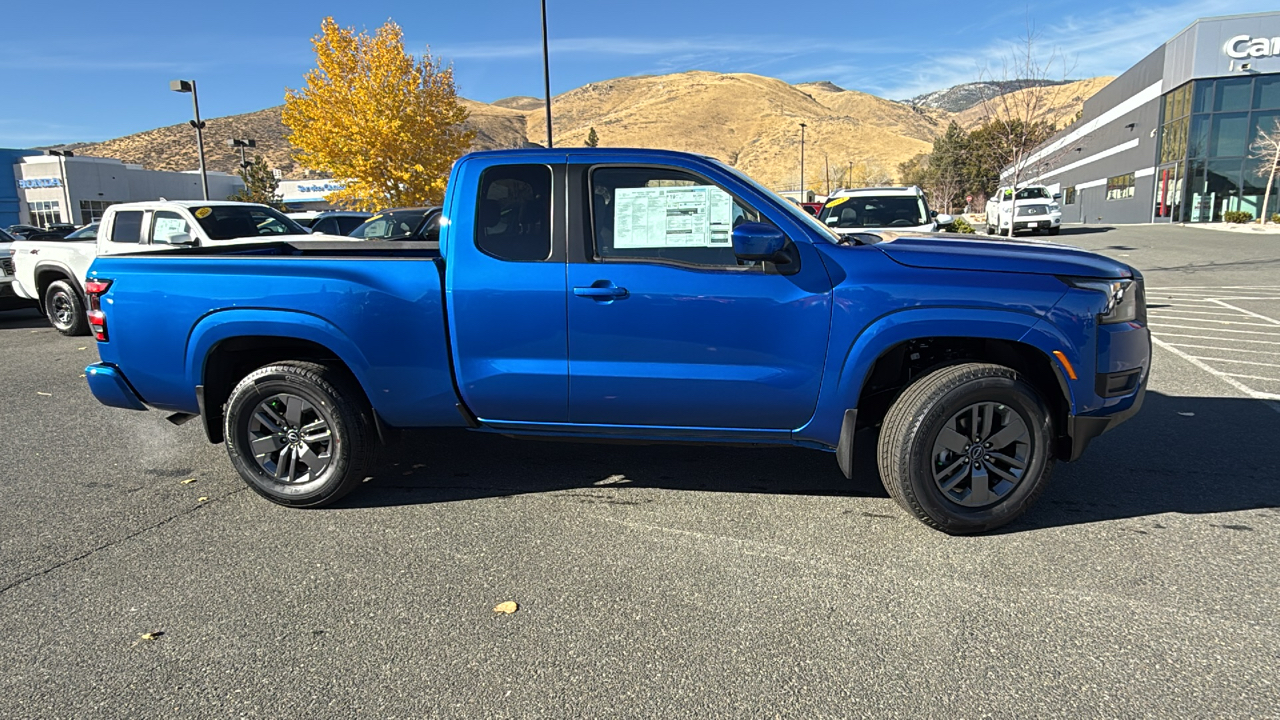 2025 Nissan Frontier SV 2