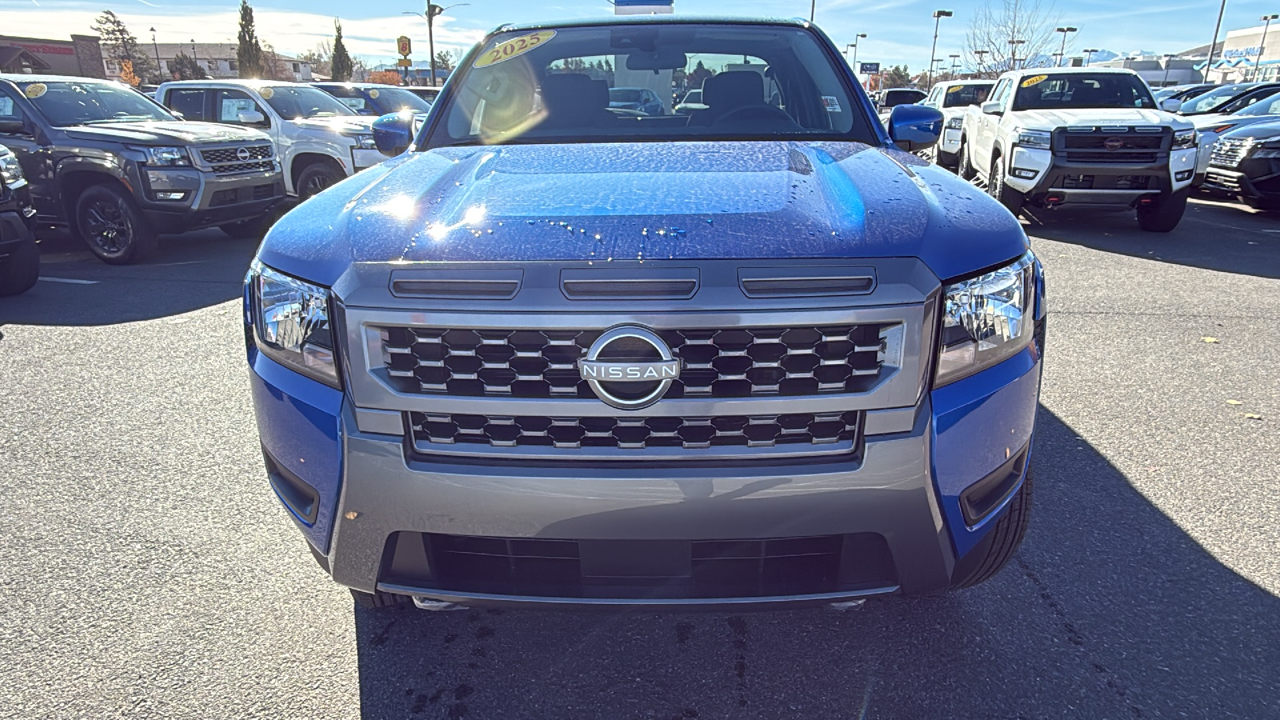 2025 Nissan Frontier SV 8