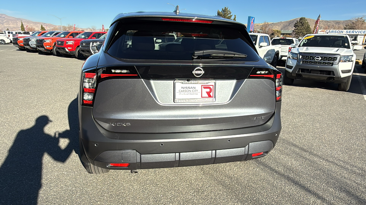 2025 Nissan Kicks SV 4