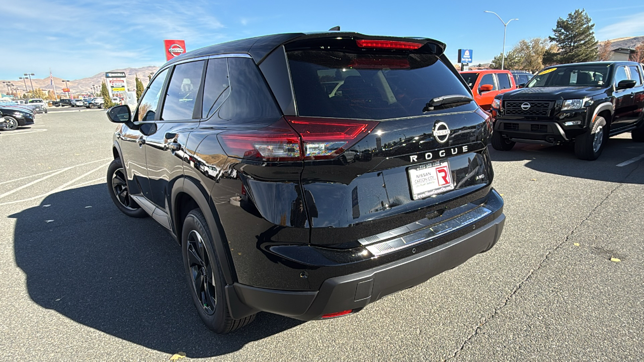 2025 Nissan Rogue SV 5