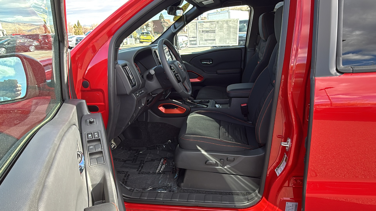 2025 Nissan Frontier PRO-4X 36