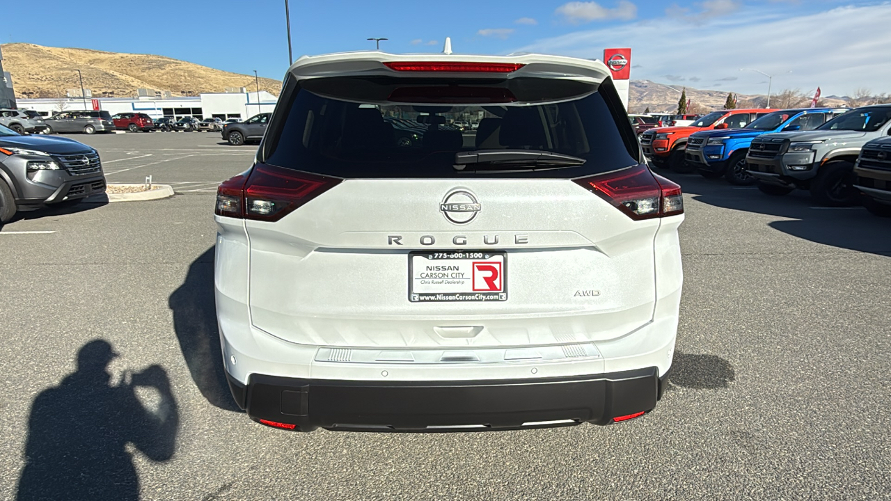 2025 Nissan Rogue SV 4