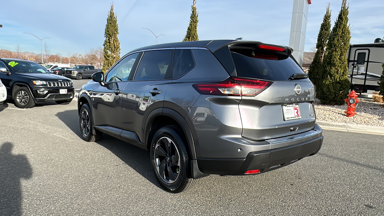 2025 Nissan Rogue SV 5