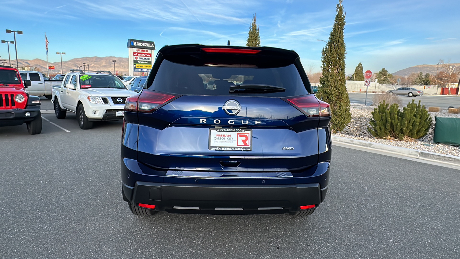 2025 Nissan Rogue SV 4