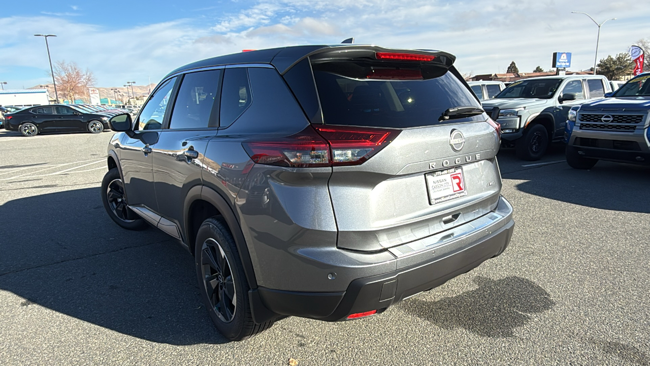 2025 Nissan Rogue SV 5