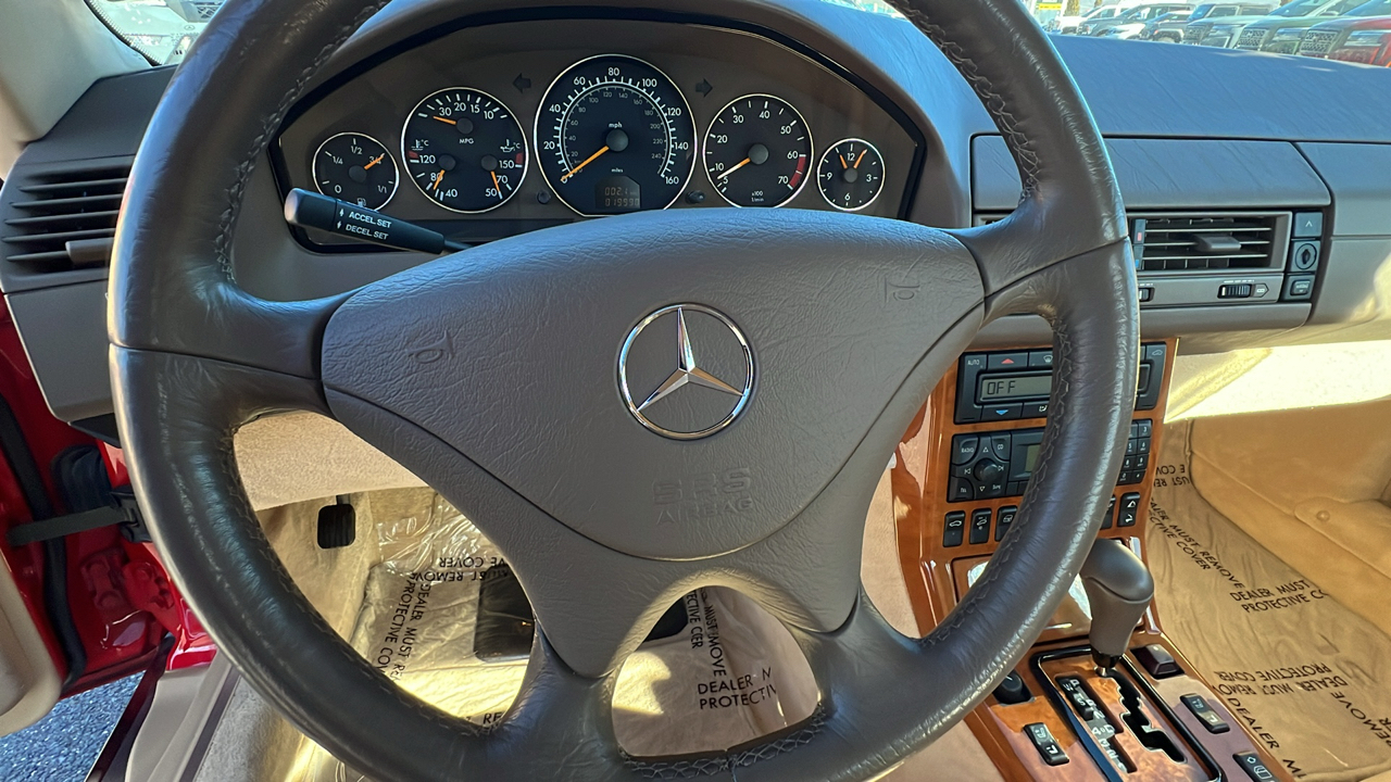 2000 Mercedes-Benz SL-Class  22