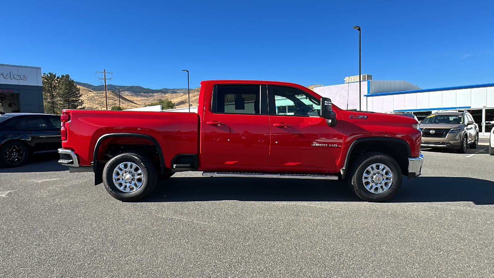 2023 Chevrolet Silverado 3500HD LT 2