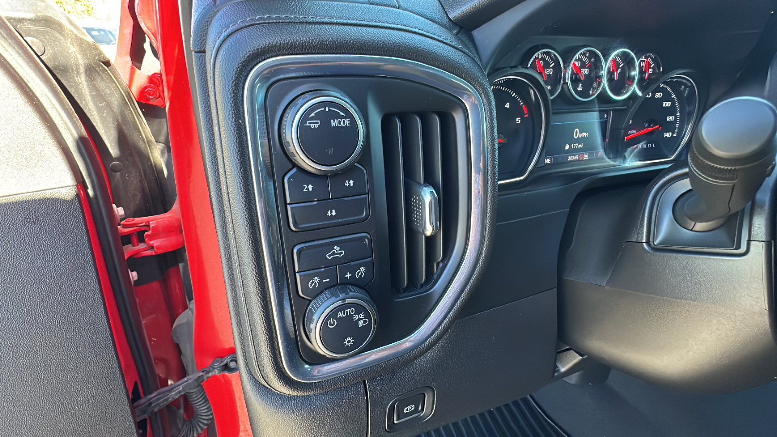 2023 Chevrolet Silverado 3500HD LT 42