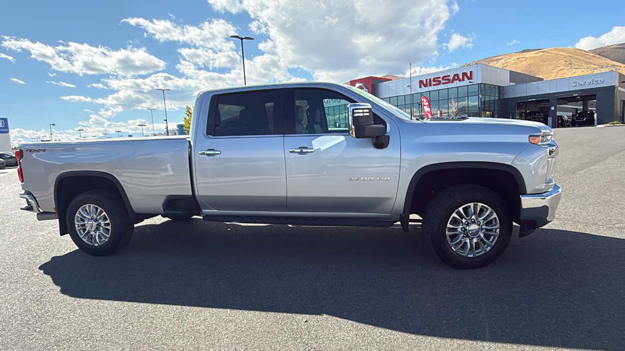 2021 Chevrolet Silverado 3500HD LTZ 2