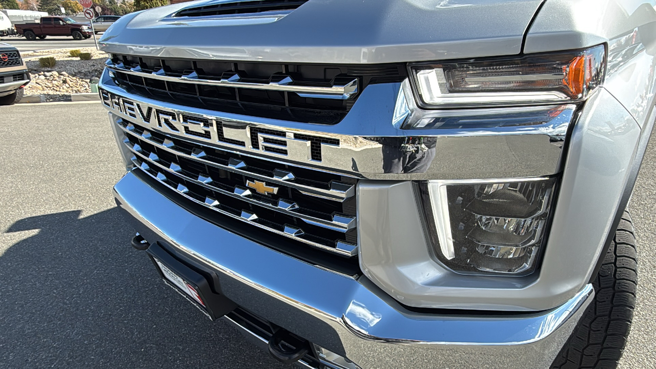 2021 Chevrolet Silverado 3500HD LTZ 9